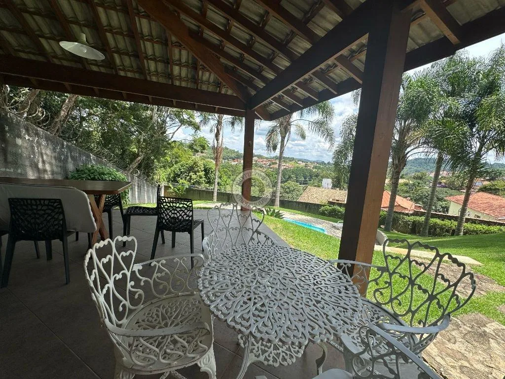 Casa para Venda em São Roque, Jardim Villaça, 3 dormitórios, 3 suítes, 4 banheiros, 6 vagas