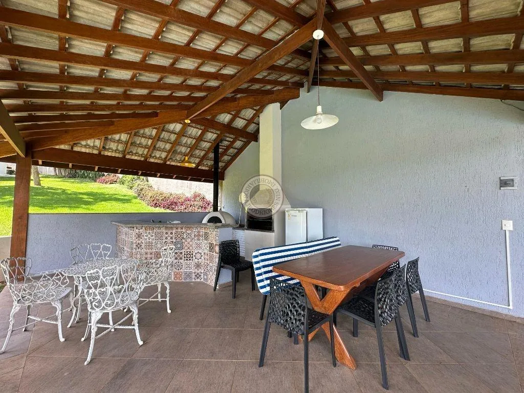 Casa para Venda em São Roque, Jardim Villaça, 3 dormitórios, 3 suítes, 4 banheiros, 6 vagas