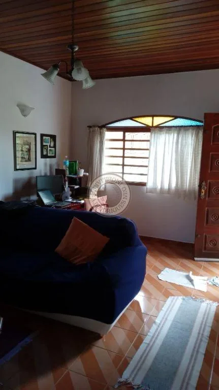 Casa para Venda em São Roque, Vila Darcy Penteado (Mailasqui), 3 dormitórios, 3 banheiros, 5 vagas