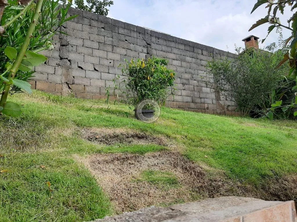 Casa para Venda em São Roque, Jardim Esther, 3 dormitórios, 1 suíte, 2 banheiros, 2 vagas