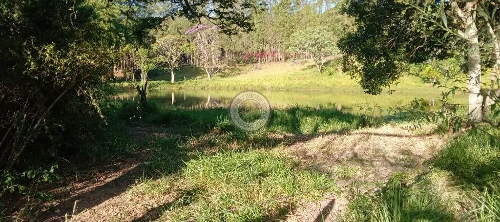 Casa para Venda em São Roque, Vila Darcy Penteado (Mailasqui), 2 dormitórios, 1 banheiro, 1 vaga