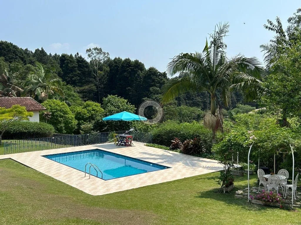 Casa para Venda em São Roque, Vila Darcy Penteado (Mailasqui), 3 dormitórios, 2 suítes, 3 banheiros, 8 vagas