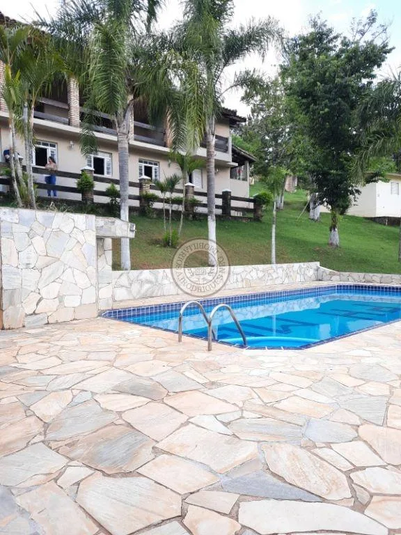 Casa para Venda em São Roque, Recanto das Acácias, 4 dormitórios, 2 suítes, 3 banheiros, 15 vagas