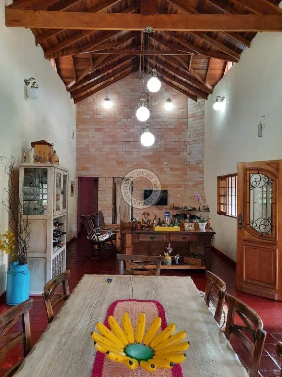 Casa para Venda em São Roque, Recanto das Acácias, 4 dormitórios, 2 suítes, 3 banheiros, 15 vagas