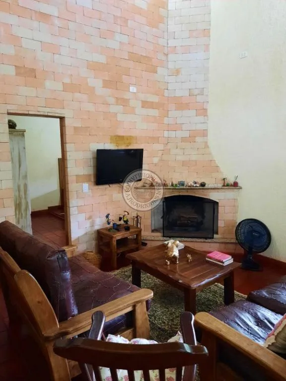 Casa para Venda em São Roque, Recanto das Acácias, 4 dormitórios, 2 suítes, 3 banheiros, 15 vagas
