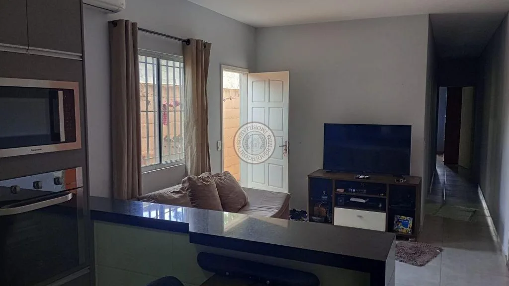 Casa para Venda em São Roque, Vila Vilma (Mailasqui), 2 dormitórios, 1 banheiro, 2 vagas