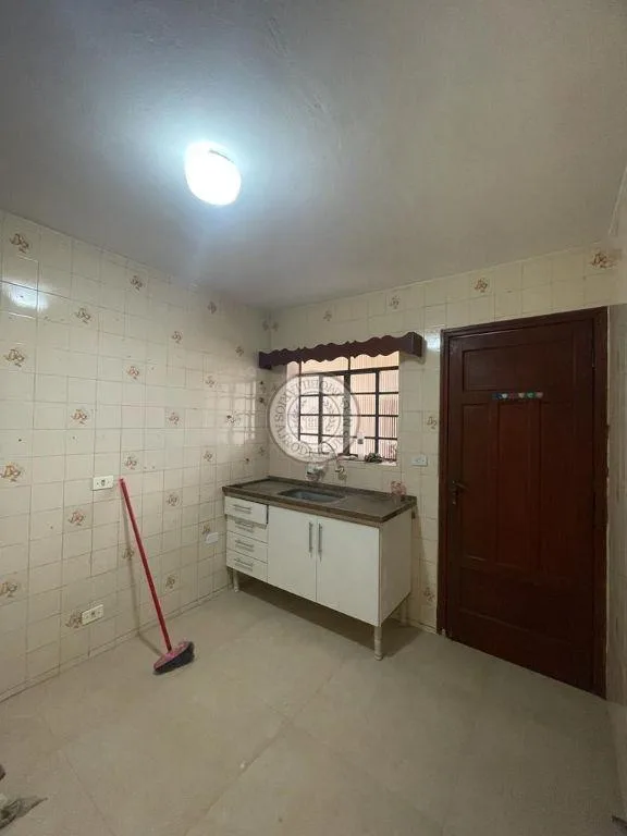 Sobrado para Venda em São Roque, Jardim Boa Vista, 3 dormitórios, 1 suíte, 2 banheiros, 2 vagas