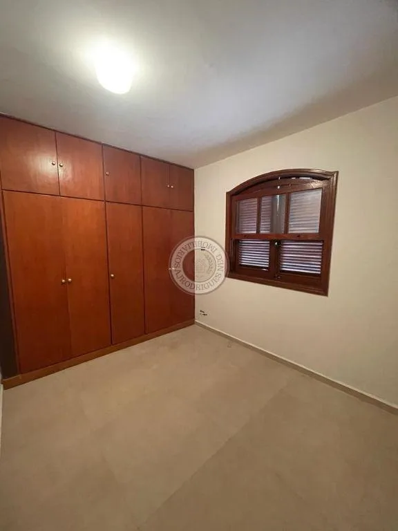 Sobrado para Venda em São Roque, Jardim Boa Vista, 3 dormitórios, 1 suíte, 2 banheiros, 2 vagas