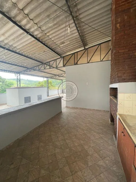 Sobrado para Venda em São Roque, Jardim Boa Vista, 3 dormitórios, 1 suíte, 2 banheiros, 2 vagas