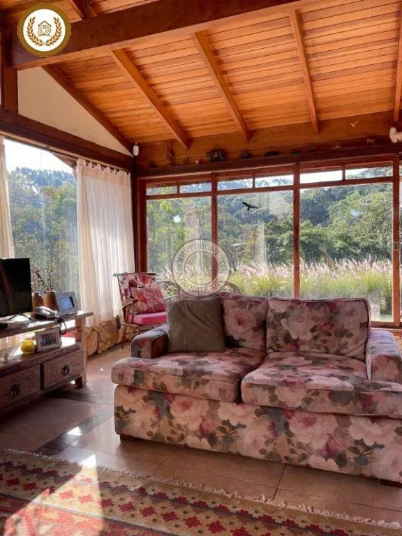 Casa para Venda em São Roque, Caete (Mailasqui), 4 dormitórios, 3 suítes, 4 banheiros