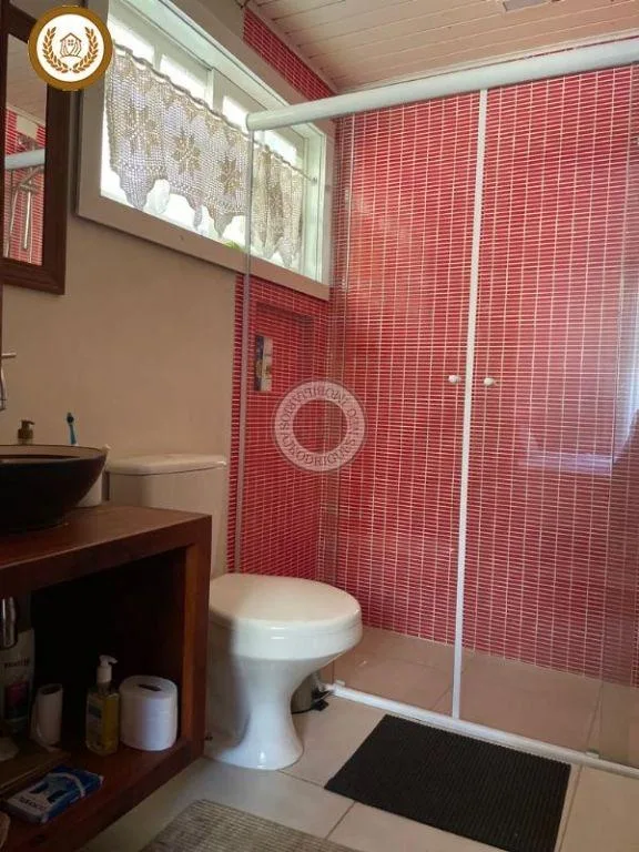 Casa para Venda em São Roque, Caete (Mailasqui), 4 dormitórios, 3 suítes, 4 banheiros