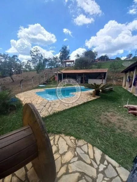 Casa para Venda em São Roque, Recanto das Acácias, 3 dormitórios, 1 suíte, 2 banheiros, 4 vagas