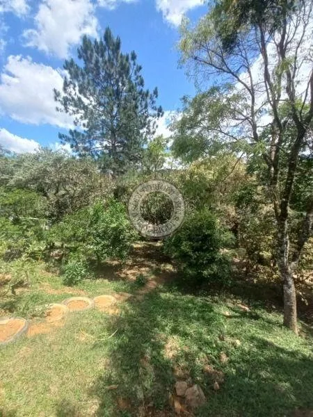 Casa para Venda em São Roque, Recanto das Acácias, 3 dormitórios, 1 suíte, 2 banheiros, 4 vagas