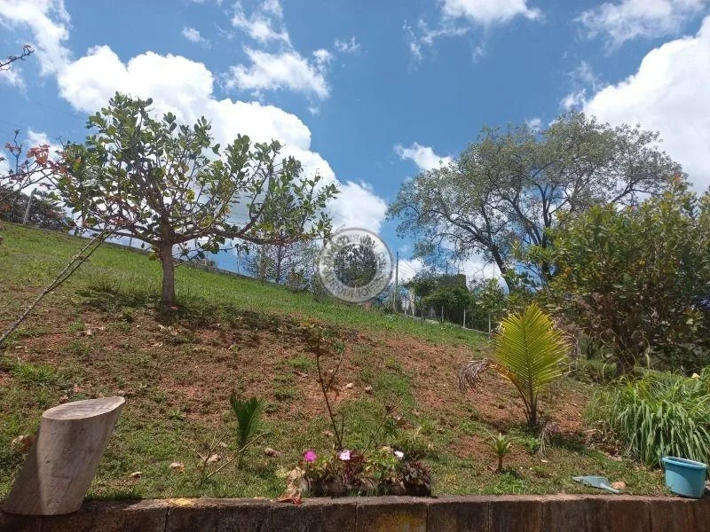Casa para Venda em São Roque, Recanto das Acácias, 3 dormitórios, 1 suíte, 2 banheiros, 4 vagas