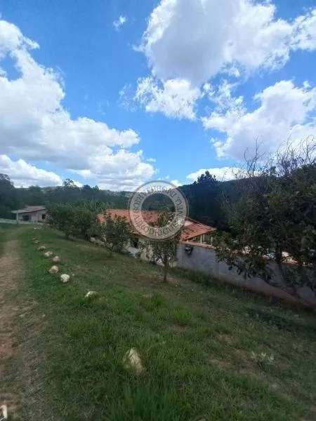 Casa para Venda em São Roque, Recanto das Acácias, 3 dormitórios, 1 suíte, 2 banheiros, 4 vagas