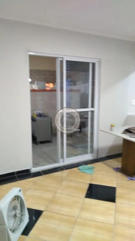 Sobrado para Venda em Mairinque, Sorocabana, 3 dormitórios, 2 banheiros, 2 vagas