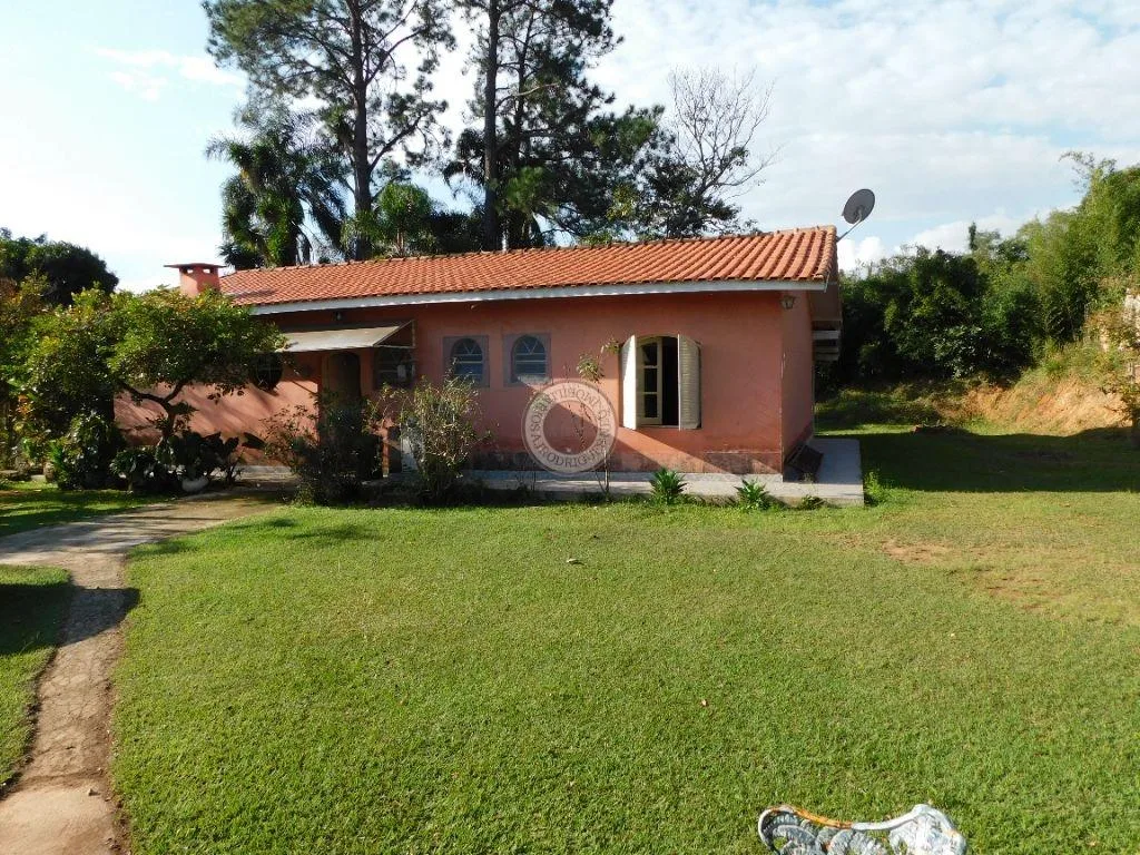 Casa para Venda em São Roque, Recanto das Acácias, 2 dormitórios, 1 banheiro, 2 vagas