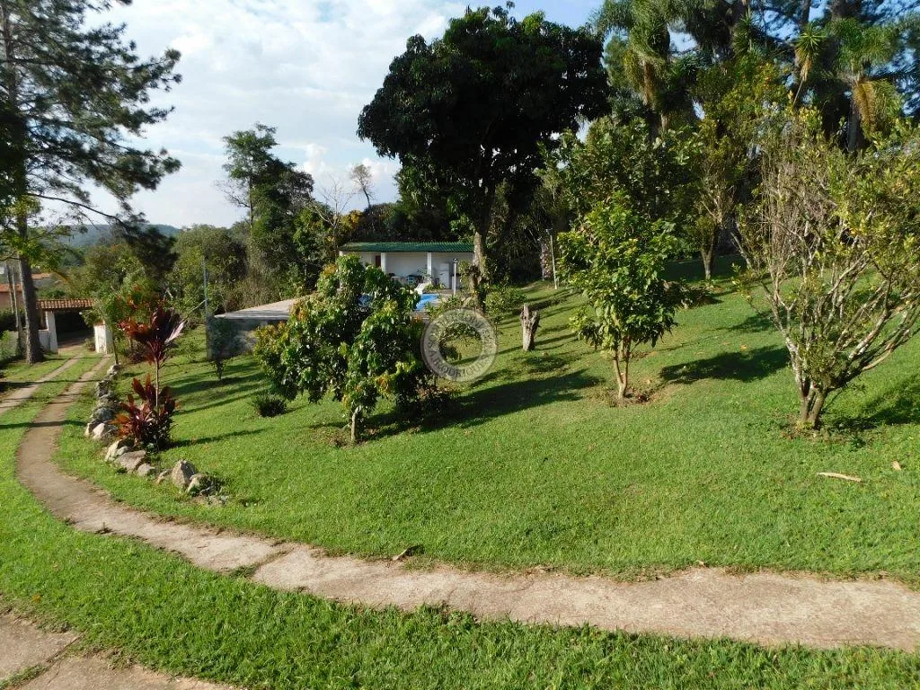 Casa para Venda em São Roque, Recanto das Acácias, 2 dormitórios, 1 banheiro, 2 vagas