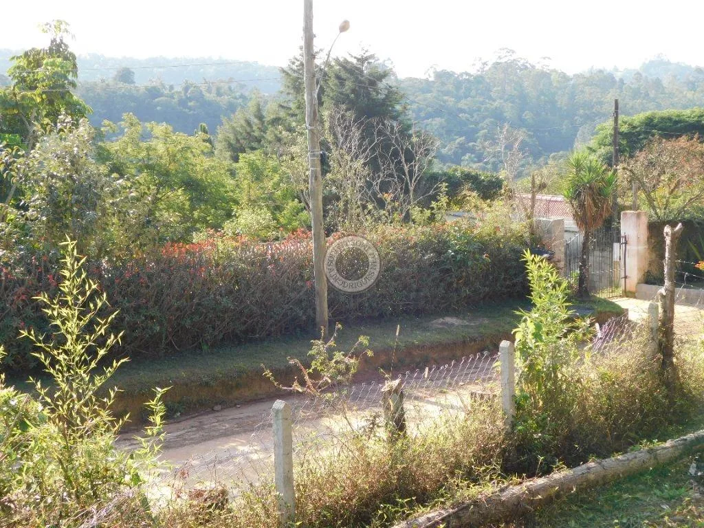 Casa para Venda em São Roque, Recanto das Acácias, 2 dormitórios, 1 banheiro, 2 vagas