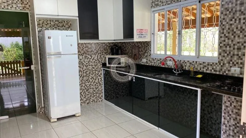 Casa para Venda em Mairinque, Dona Catarina, 3 dormitórios, 1 suíte, 4 banheiros