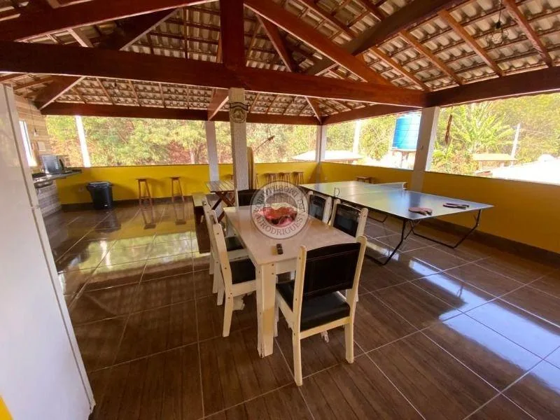 Casa para Venda em Mairinque, Dona Catarina, 3 dormitórios, 1 suíte, 4 banheiros