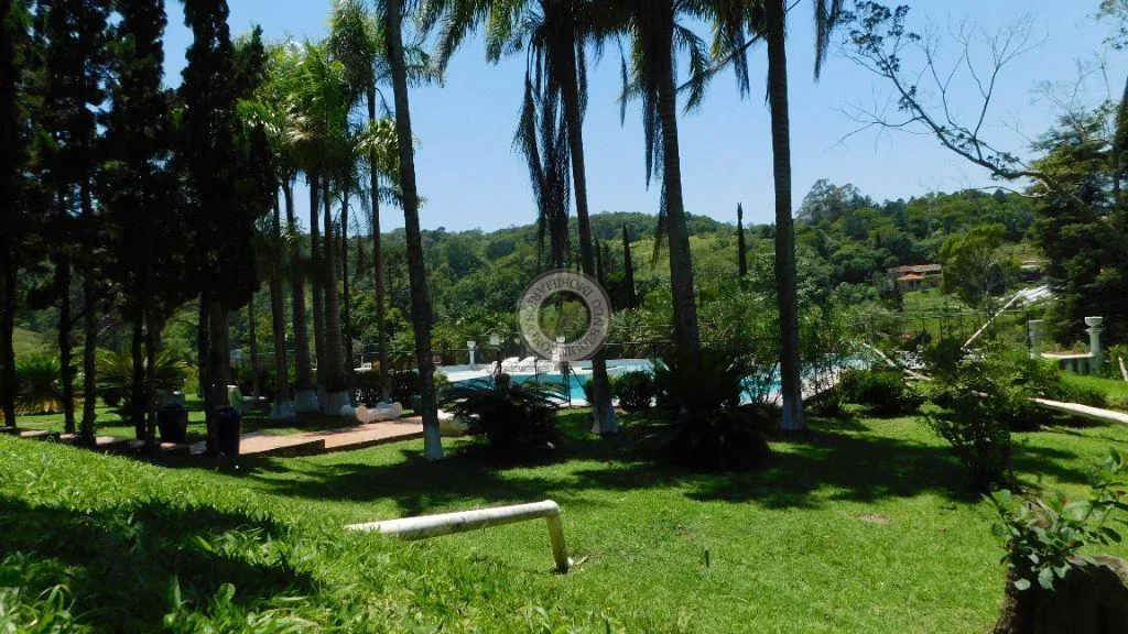 Casa para Venda em São Roque, Vila Darcy Penteado (Mailasqui), 3 dormitórios, 1 suíte, 2 banheiros, 10 vagas
