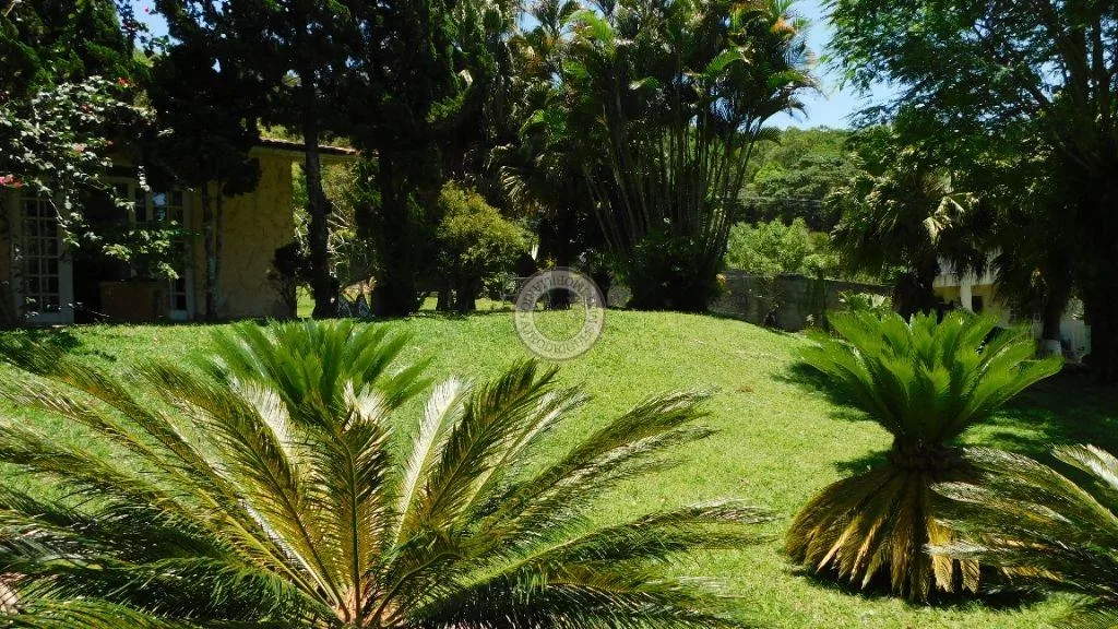 Casa para Venda em São Roque, Vila Darcy Penteado (Mailasqui), 3 dormitórios, 1 suíte, 2 banheiros, 10 vagas