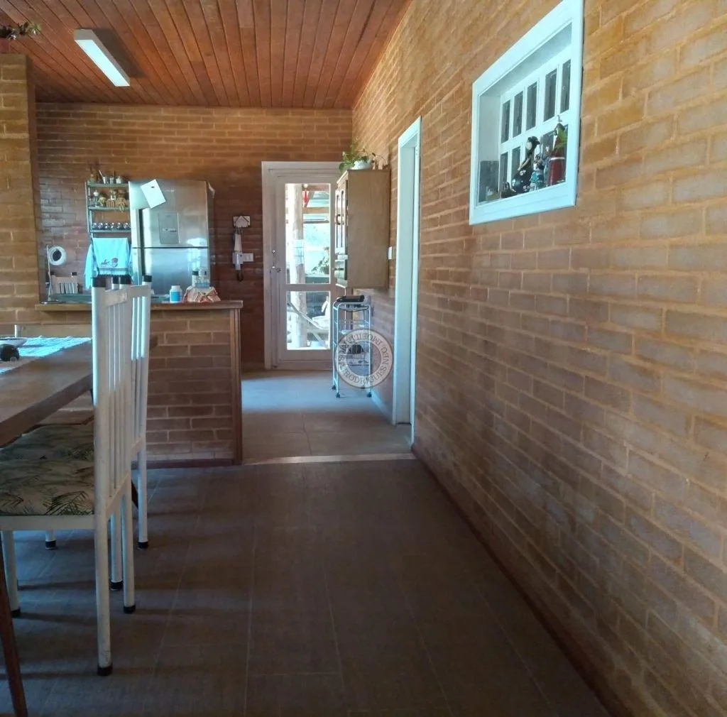 Casa para Venda em São Roque, Jardim Suíça Paulista, 3 dormitórios, 1 suíte, 3 banheiros, 2 vagas