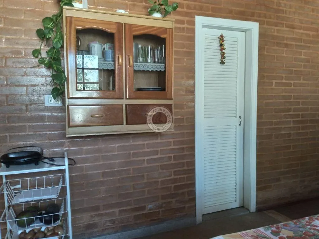 Casa para Venda em São Roque, Jardim Suíça Paulista, 3 dormitórios, 1 suíte, 3 banheiros, 2 vagas