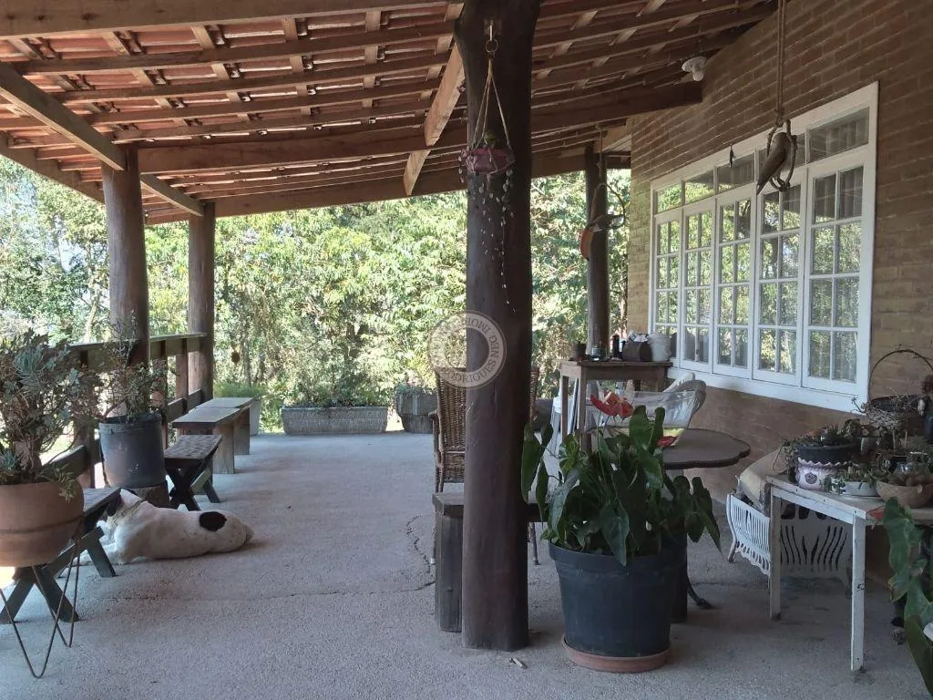 Casa para Venda em São Roque, Jardim Suíça Paulista, 3 dormitórios, 1 suíte, 3 banheiros, 2 vagas