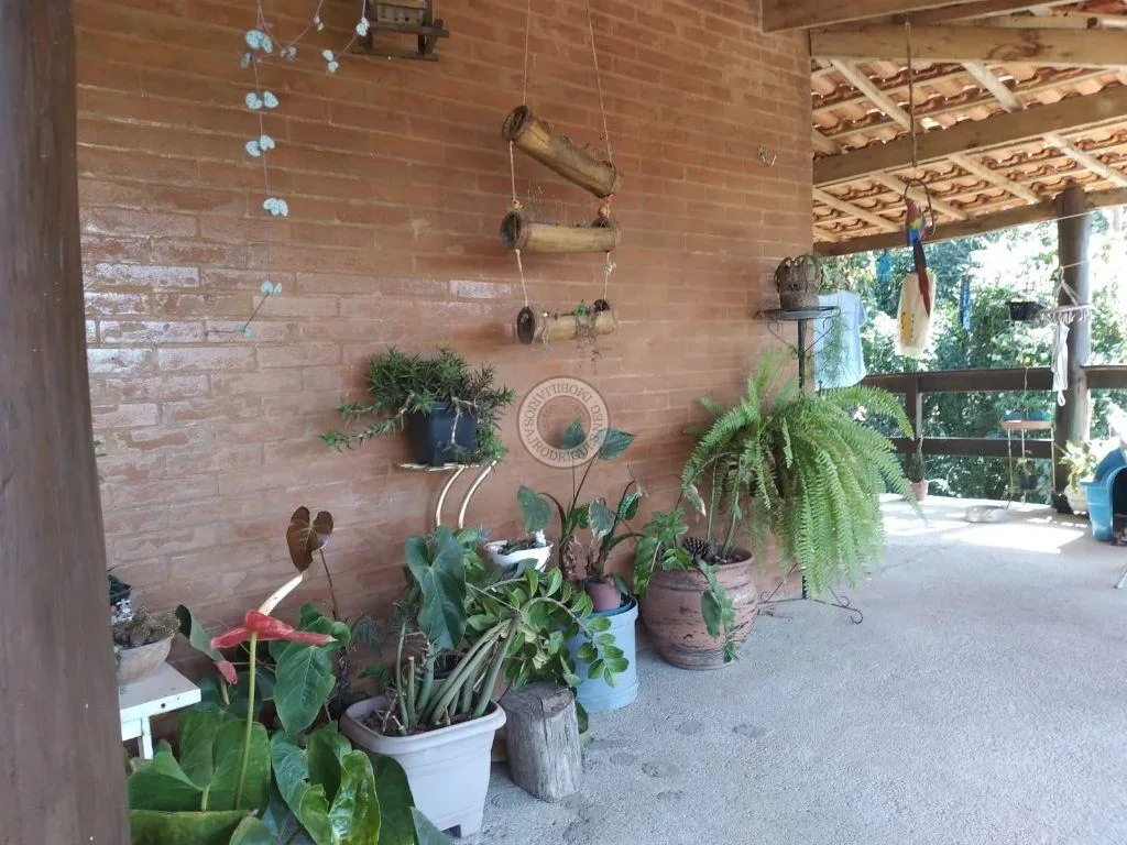 Casa para Venda em São Roque, Jardim Suíça Paulista, 3 dormitórios, 1 suíte, 3 banheiros, 2 vagas