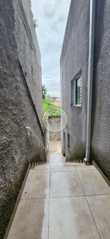 Casa para Venda em Mairinque, São José, 3 dormitórios, 1 banheiro, 3 vagas