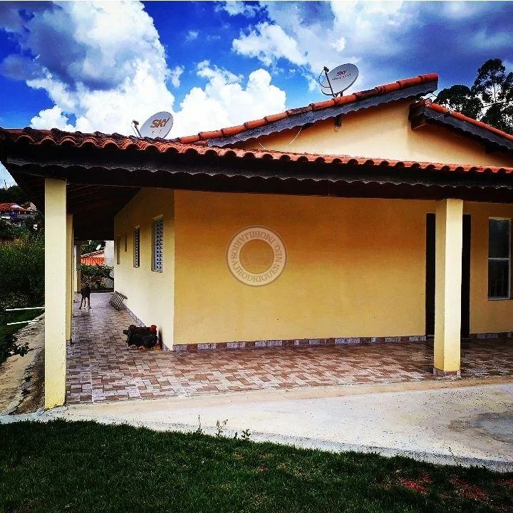 Casa para Venda em Alumínio, Colina Verde, 3 dormitórios, 2 banheiros