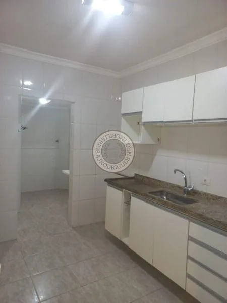 Apartamento para Venda em São Roque, Jardim Brasil, 3 dormitórios, 1 suíte, 2 banheiros, 2 vagas