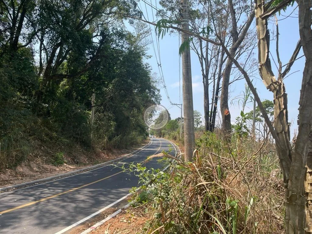 Terreno para Venda em São Roque, Taboão