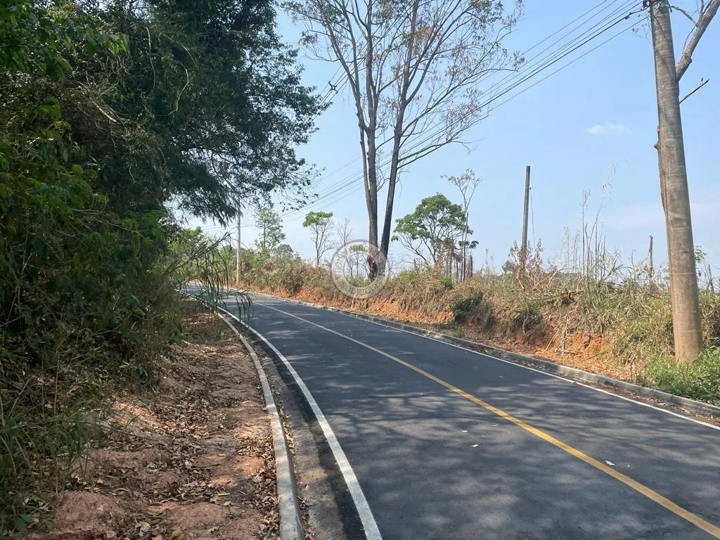 Terreno para Venda em São Roque, Taboão