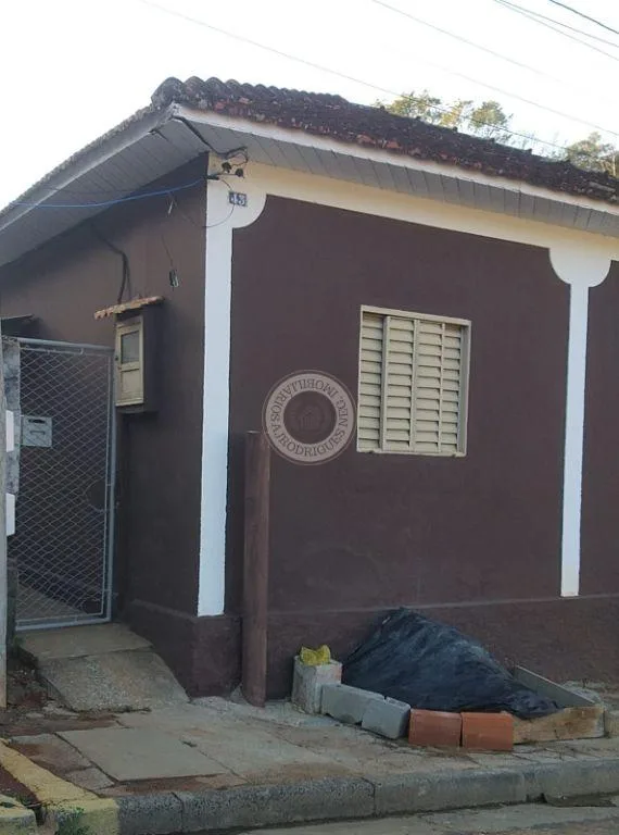 Casa para Venda em São Roque, Vila Nossa Senhora Aparecida, 2 dormitórios, 1 banheiro