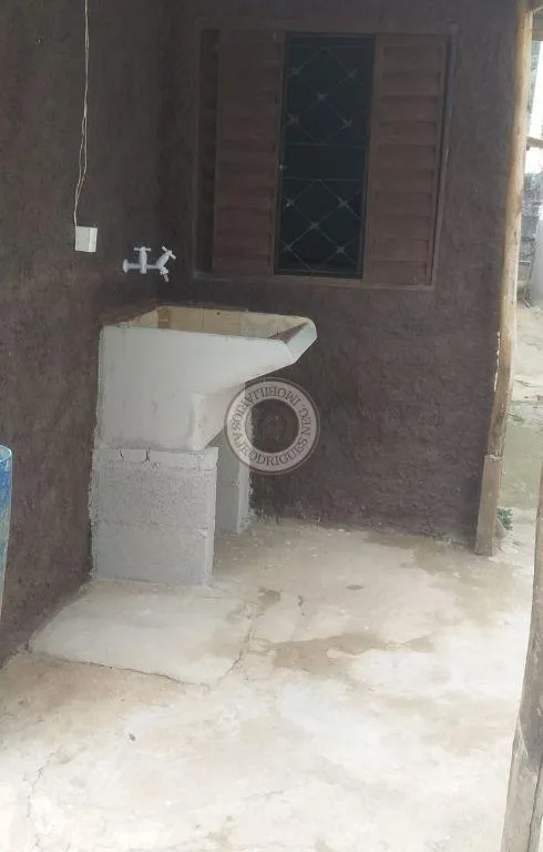 Casa para Venda em São Roque, Vila Nossa Senhora Aparecida, 2 dormitórios, 1 banheiro