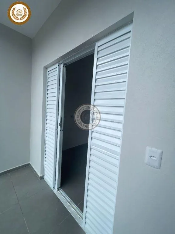 Sobrado em Condomínio para Venda em São Roque, Loteamento Jardim do Sol (Mailasqui), 3 dormitórios, 1 suíte, 2 banheiros, 2 vagas