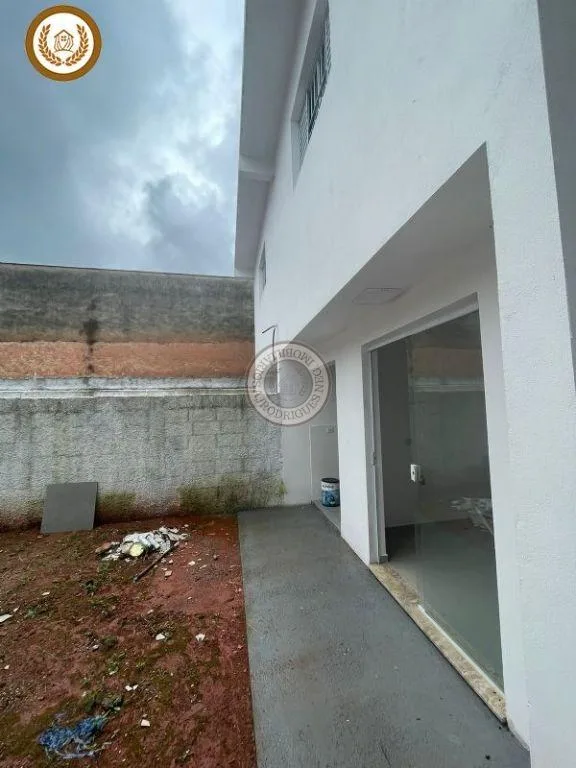 Sobrado em Condomínio para Venda em São Roque, Loteamento Jardim do Sol (Mailasqui), 3 dormitórios, 1 suíte, 2 banheiros, 2 vagas