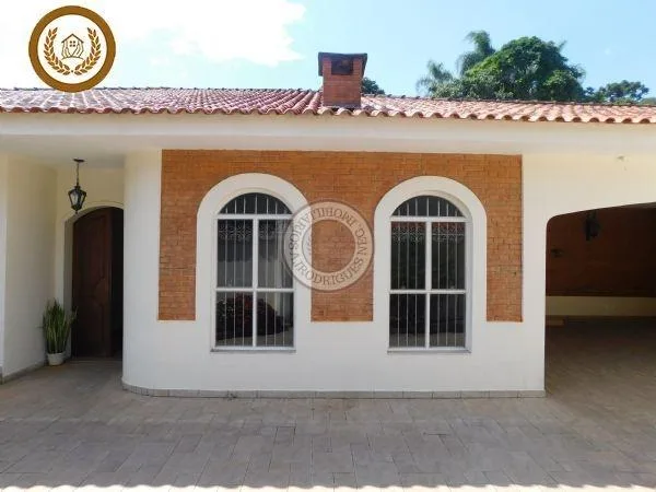 Casa para Venda em São Roque, Jardim Meny, 4 dormitórios, 1 suíte, 4 banheiros