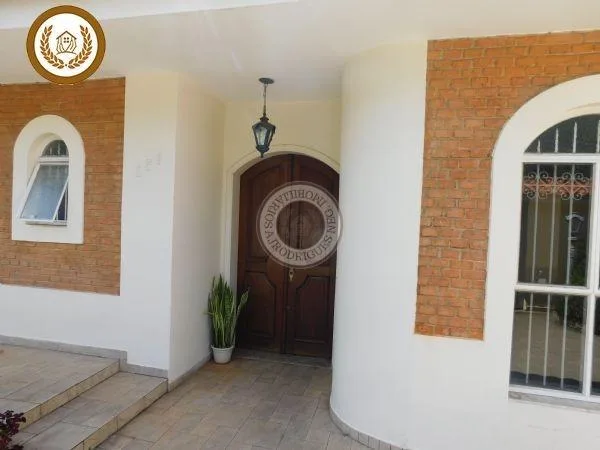 Casa para Venda em São Roque, Jardim Meny, 4 dormitórios, 1 suíte, 4 banheiros
