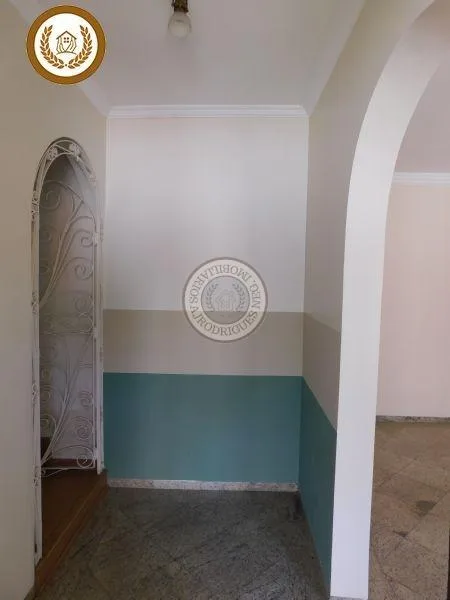 Casa para Venda em São Roque, Jardim Meny, 4 dormitórios, 1 suíte, 4 banheiros