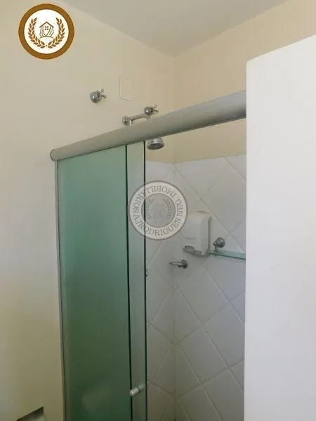 Casa para Venda em São Roque, Jardim Meny, 4 dormitórios, 1 suíte, 4 banheiros