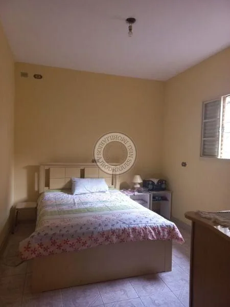 Casa para Venda em São Roque, Planalto Verde, 3 dormitórios, 1 suíte, 3 banheiros, 2 vagas