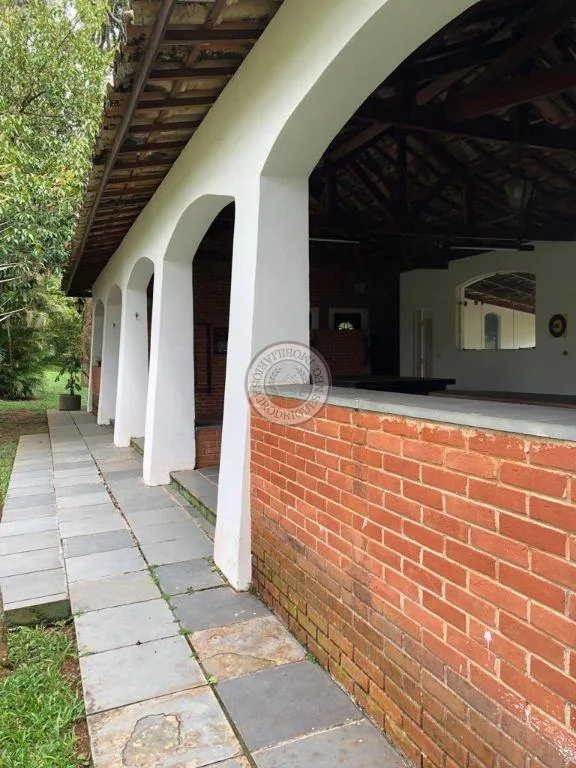 Casa para Venda em São Roque, do Carmo (Canguera), 2 dormitórios, 2 suítes, 4 banheiros, 20 vagas