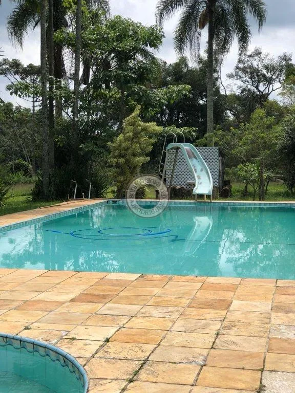 Casa para Venda em São Roque, do Carmo (Canguera), 2 dormitórios, 2 suítes, 4 banheiros, 20 vagas