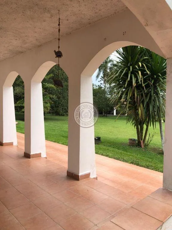 Casa para Venda em São Roque, do Carmo (Canguera), 2 dormitórios, 2 suítes, 4 banheiros, 20 vagas