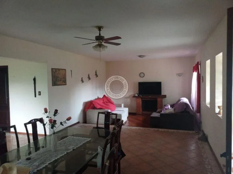 Casa para Venda em Mairinque, Oriental, 4 dormitórios, 4 suítes, 5 banheiros, 4 vagas