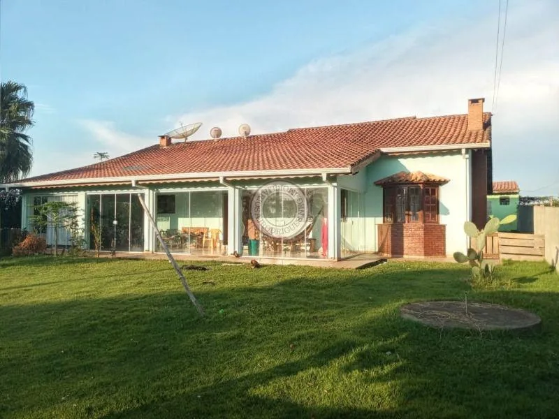 Casa para Venda em Mairinque, Oriental, 4 dormitórios, 4 suítes, 5 banheiros, 4 vagas